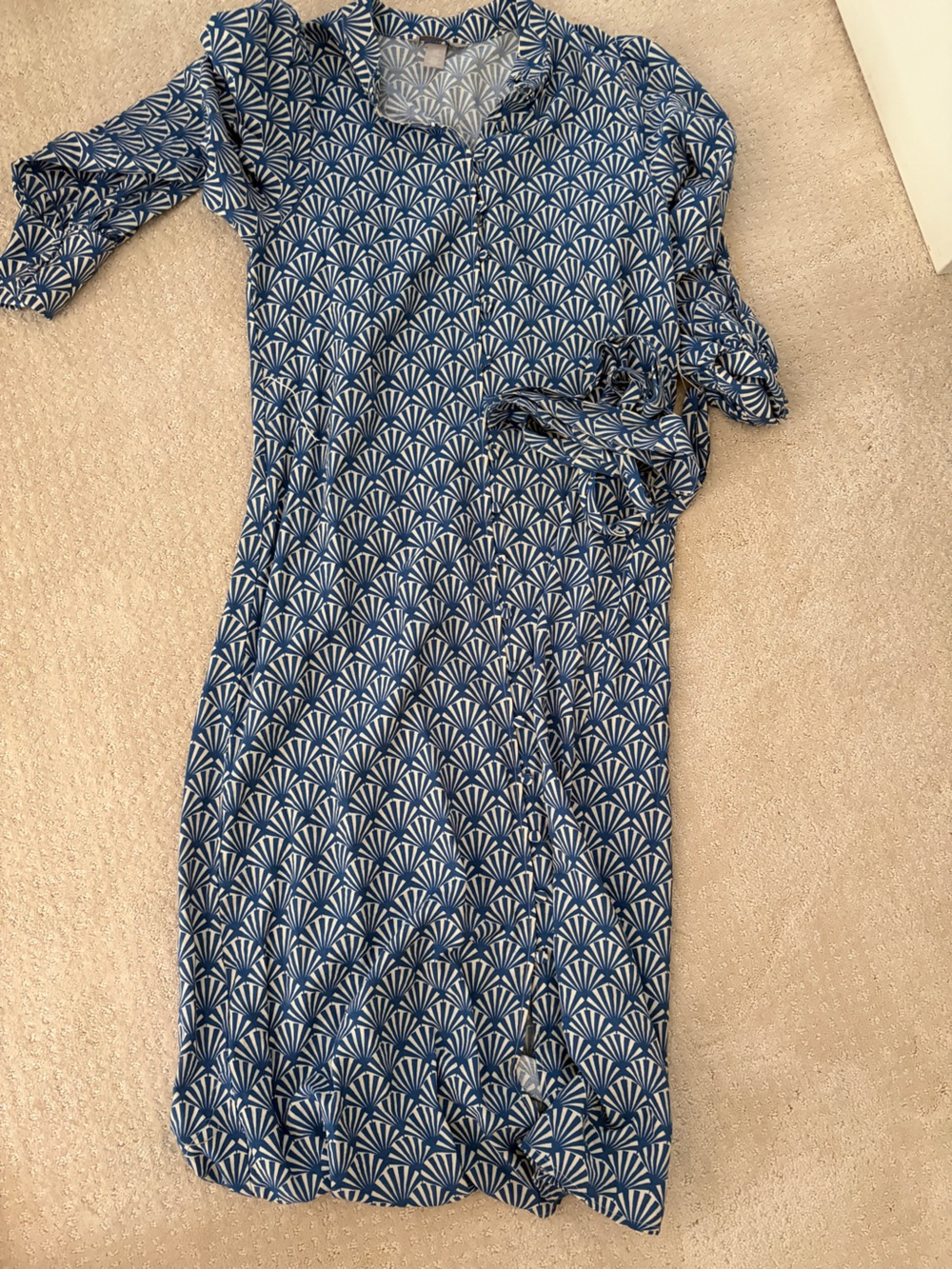H&M‎ Blue and White Geometric Maxi Dress with Belt